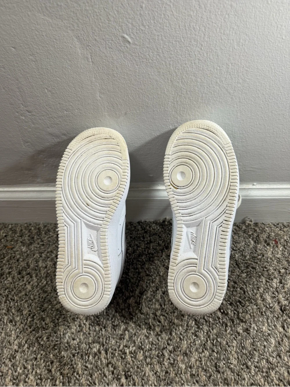 Nike Kids White Low-Top Sneakers with Lace-Up Closure